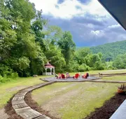 Green Acres Retreat hotel detail image 3