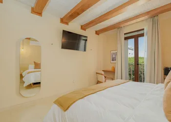 Casa Altos hotel thumbnail 8