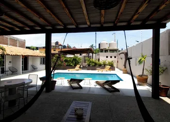 Hidden Port Betina hotel thumbnail 4