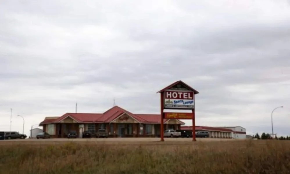Western Budget Plus Killam Krossing hotel detail image 2