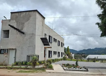 Hotel Caminos hotel thumbnail 3