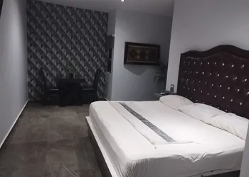 Hotel-Motel Deluxe hotel thumbnail 3