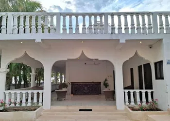 Casa del viento celestun hotel thumbnail 2