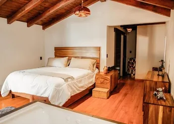 Hotel Boutique La Casa Del Lago hotel thumbnail 7