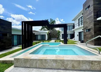 Isis Hotel Boutique hotel thumbnail 4