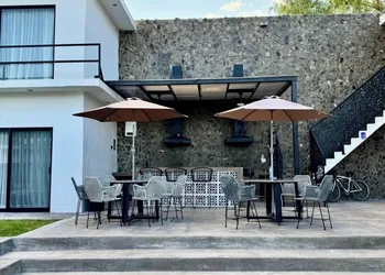 Isis Hotel Boutique hotel thumbnail 6