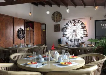 Hotel Alma Viajera hotel thumbnail 5