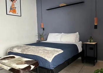 El Hotel SMA hotel thumbnail 6