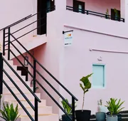 Room 15: Skyline Sips & Santurce Charm hotel detail image 4