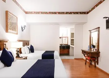 Casa Mayes hotel thumbnail 7