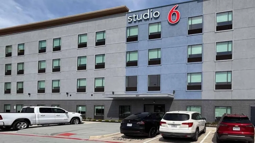 Studio 6 Dallas, TX – Fair Park hotel detail image 2