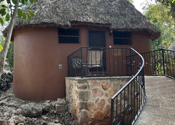 The Pickled Onion Hotel and Restaurant Uxmal hotel thumbnail 7