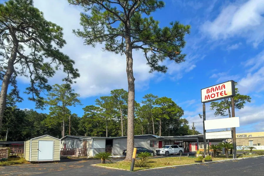 Bama Motel Mobile I-65 & US-90 hotel detail image 6
