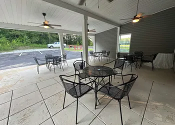 Lake Park Inn hotel thumbnail 4