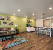 Woodspring Suites Greenville Airport hotel detail image 7