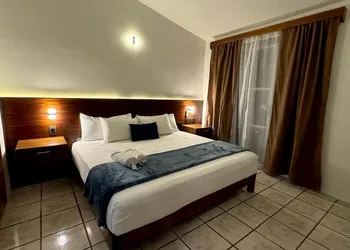 Casa Lú hotel thumbnail 8