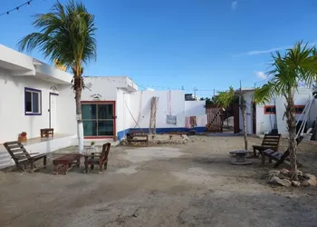 squaosplace hotel thumbnail 3