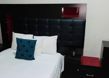Thiagos Hotel hotel thumbnail 3
