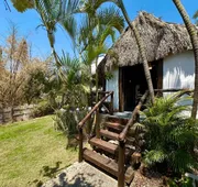 Zona Romantica Monyxbnb hotel detail image 4