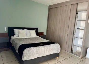 Venator House Boutique 113 hotel thumbnail 7