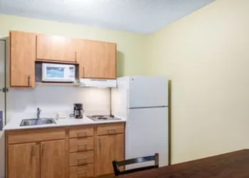 Hawthorn Extended Stay by Wyndham Lewisville hotel thumbnail 7