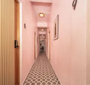 Room 2: Stylish Escape by Calle Cerra Art hotel detail image 4