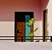 Room 8: Colorful Crash Pad Near Cerra Art hotel detail image 3