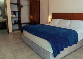 Zoren hotel thumbnail 8