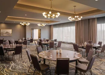 Doubletree By Hilton Greenville Airport hotel thumbnail 3