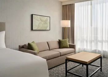 Doubletree By Hilton Greenville Airport hotel thumbnail 8