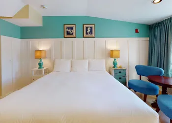 Breezeway Boutique Hotel hotel thumbnail 8