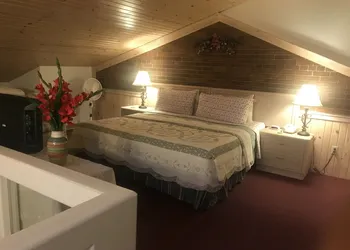 Country Lodge inn hotel thumbnail 3
