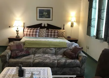 Country Lodge inn hotel thumbnail 5
