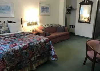 Country Lodge inn hotel thumbnail 6
