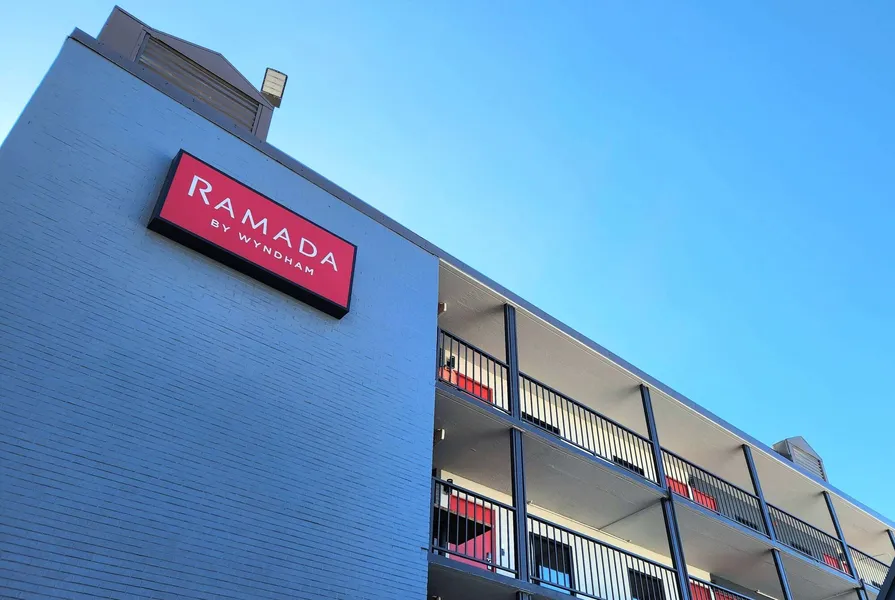 Ramada By Wyndham Kenner/New Orleans Airport South hotel detail image 2