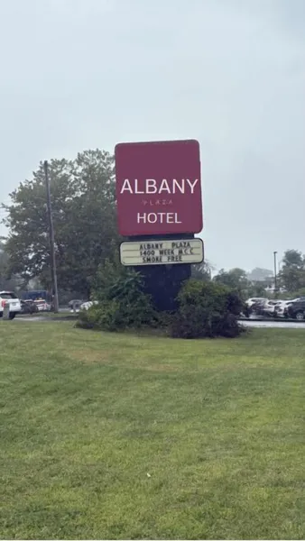 Albany Plaza Hotel hotel detail image 2