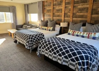 The Outpost by Windham Mountain Club hotel thumbnail 2