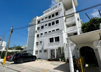 Farallon Inn Cancun hotel thumbnail 2