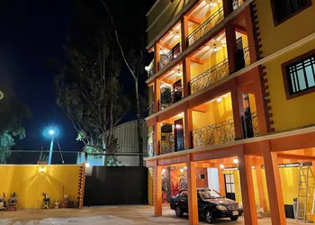 Suites Ejecutivas Alcanfores hotel thumbnail 5