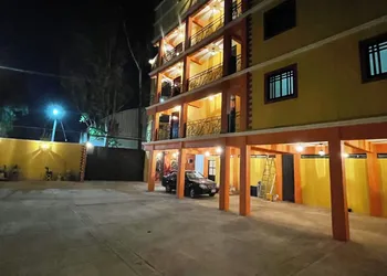 Suites Ejecutivas Alcanfores hotel thumbnail 8
