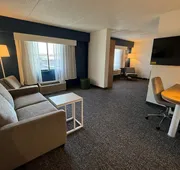 Spark by Hilton Palatine Arlington Heights hotel detail image 7