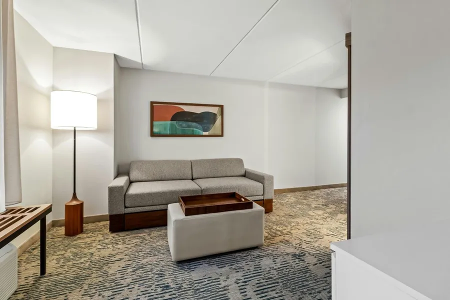 SpringHill Suites by Marriott Pittsburgh Airport hotel detail image 6