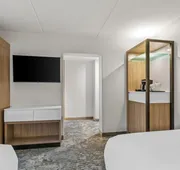 SpringHill Suites by Marriott Pittsburgh Airport hotel detail image 3