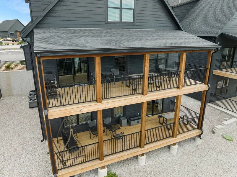 Cedar Shores 7 Bedroom Home by RedAwning hotel detail image 2
