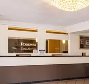 Sunrise Inn & Suites hotel detail image 4