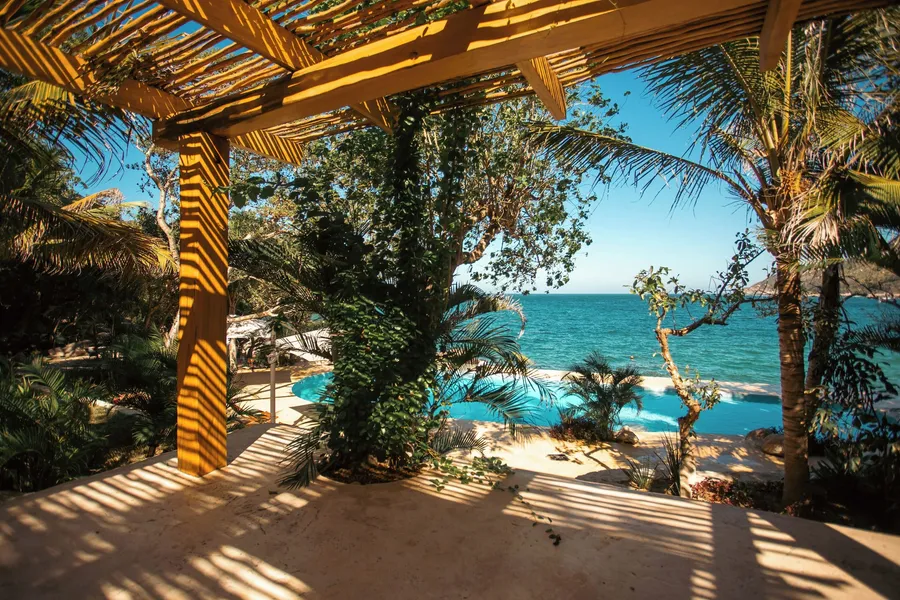 Corrales Bay Resort hotel detail image 2
