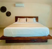 Corrales Bay Resort hotel detail image 3