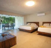 Corrales Bay Resort hotel detail image 5