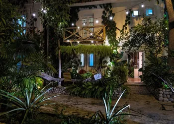 Hotel Casa Lasibe Café hotel thumbnail 3