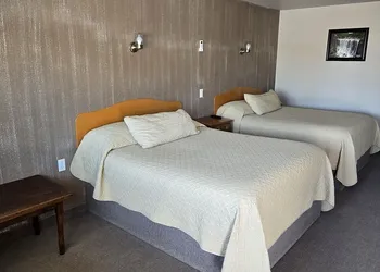 Peters Hotel hotel thumbnail 7